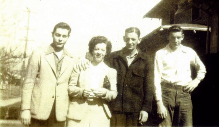 Hulett Family -- 1947