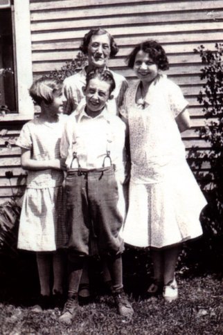 Kirk Family -- Abt 1927-28